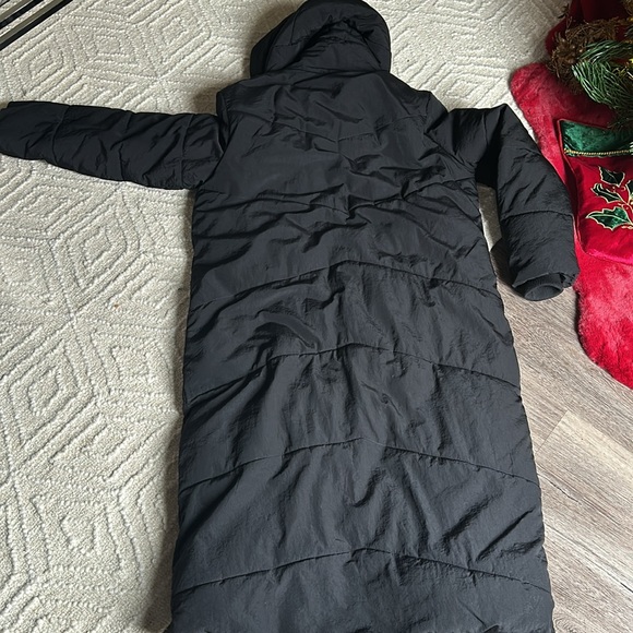 Long line puffa coat - Picture 5 of 15